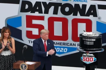 trump at the daytona 500