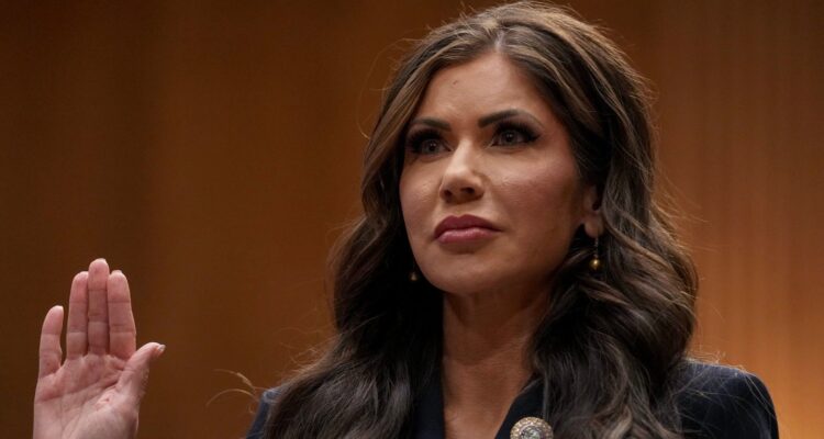 homeland security secretary kristi noem