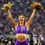 vikings cheerleader